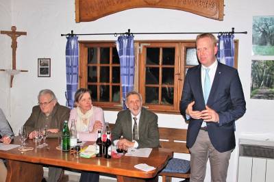 Henning Rehbaum (MdL) bei der OU Diestedde 2017
Foto: Benedikt Br�ggenthies