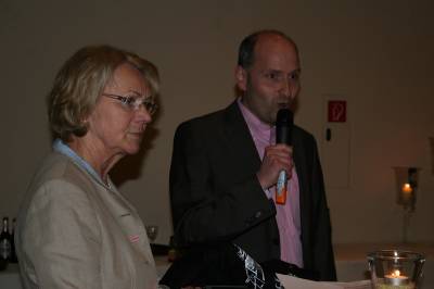 Einstimmig wurden Klaus Grothues als Vorsitzender und Hannelie Bcker-Riese als seine Stellvertreterin in der OU Liesborn wiedergewhlt.