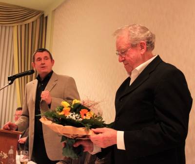 Rudi Luster-Haggeney bedankt sich 2020 bei Karl Mense fr die hervorragende Arbeit fr die Seniorenunion Wadersloh