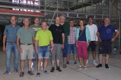 August 2019: CDU Vorstand Liesborn besichtigt die Sanierungsarbeiten in dem �ltesten Geb�ude der Gemeinde -der Abteikirche Liesborn. Dabei gab es fachkundige Erl�uterungen
von Eugen Teigeler und Damian Luster-Haggeney